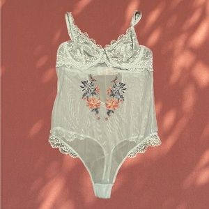La Vie en Rose - Lingerie Lace Body Suit